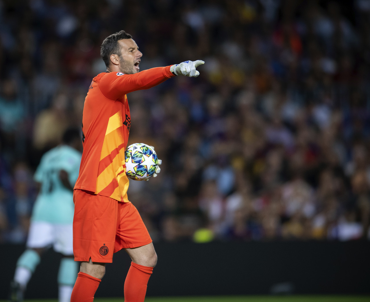 智能眼镜海报设计_监控行业海报设计案例